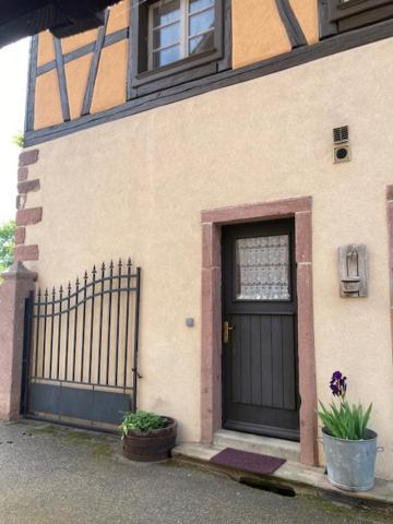 Joli Gite 2 Personnes En Alsace Guémar Extérieur photo